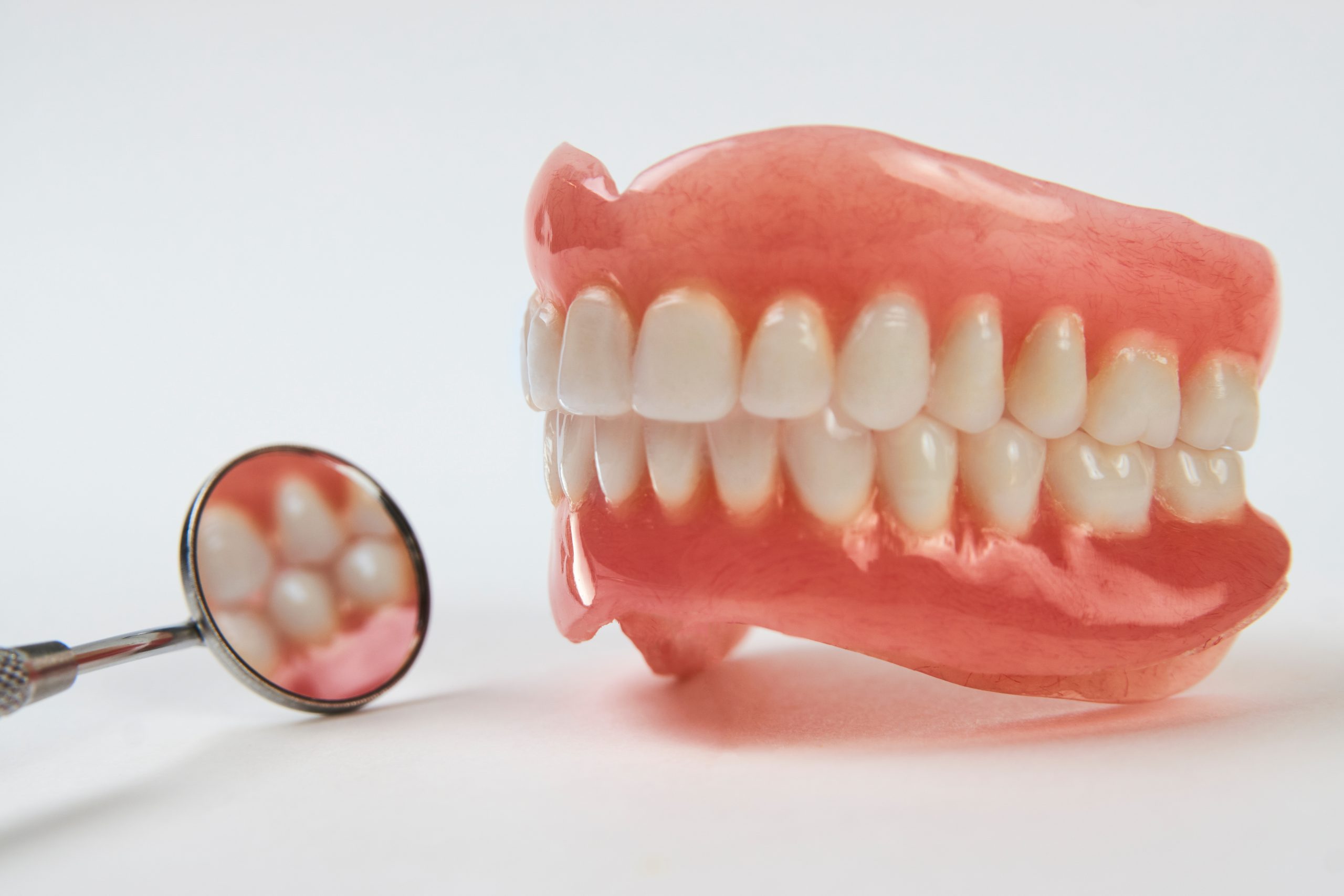 Removable denture used to replace missing teeth